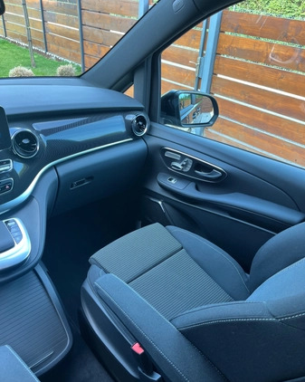 Mercedes-Benz Klasa V cena 395000 przebieg: 8000, rok produkcji 2023 z Biała małe 631